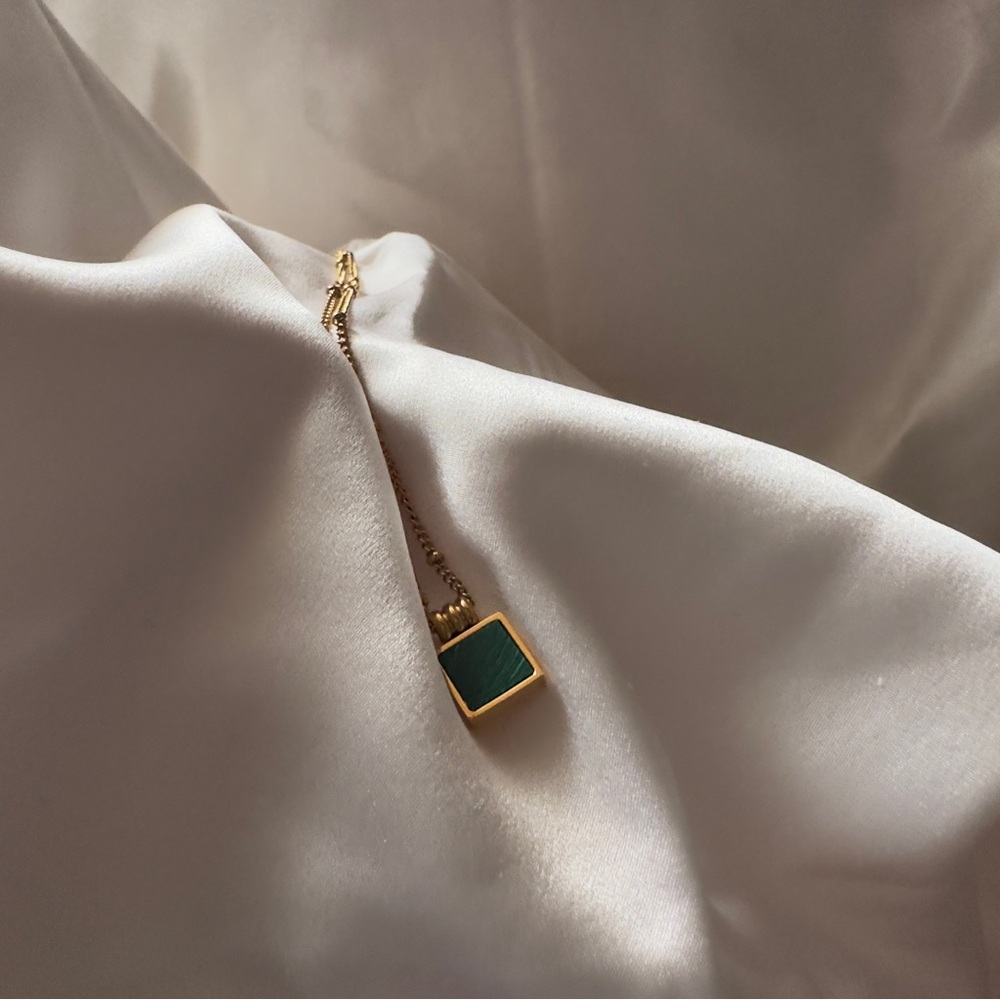 Liliya Necklace ✼　 ҉ 　✼　 ҉ 　✼　 ҉ 　✼　 ҉ 　✼　 ҉ 　✼